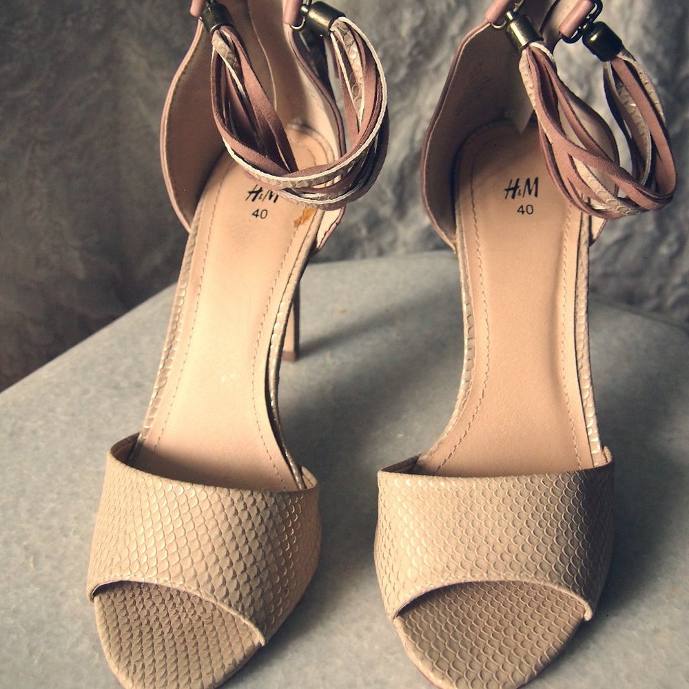 H & M Faux Snakeskin Pumps